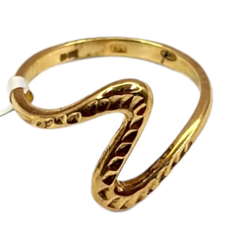 Zigzag Ring