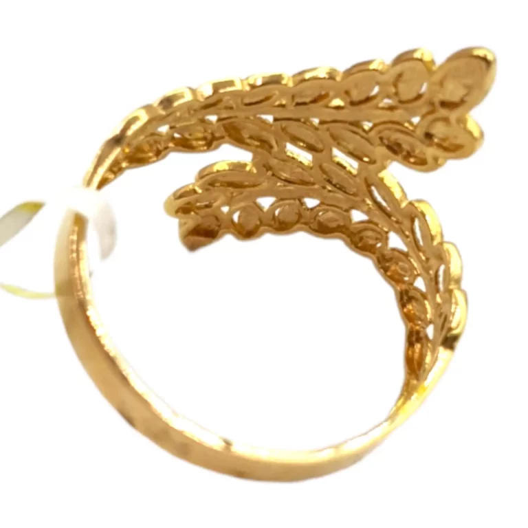 Marquise Cut Leaves Ring