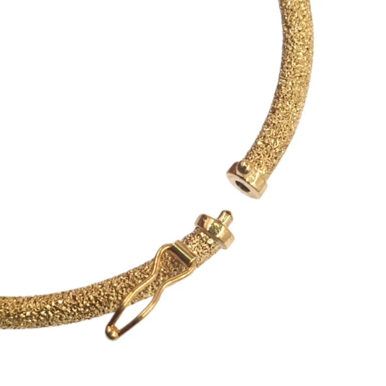 Plain Gold Bracelet